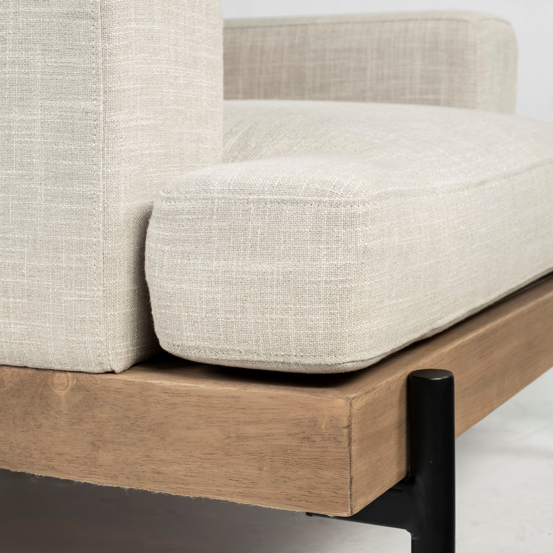 40" Mid-Century Accent Chair