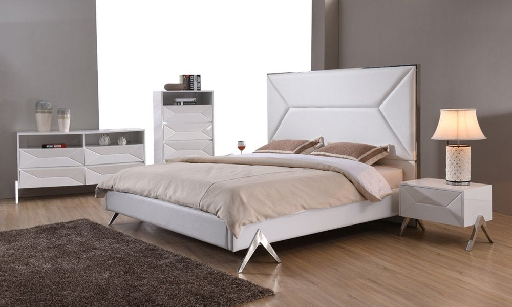 61" Gloss White Contemporary Dresser with Shelf