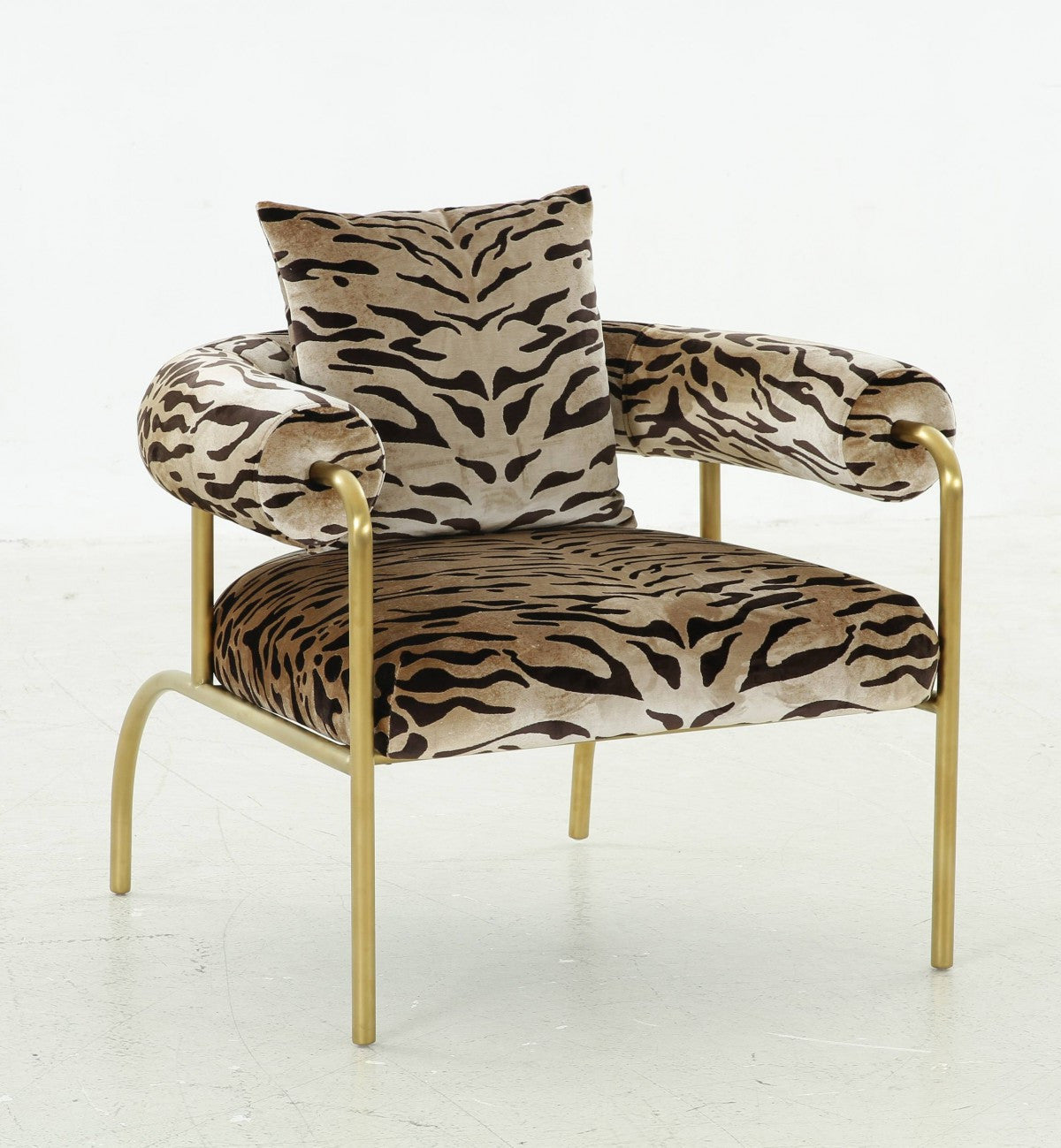 34" Beige And Black Polyester Animal Print Barrel Chair