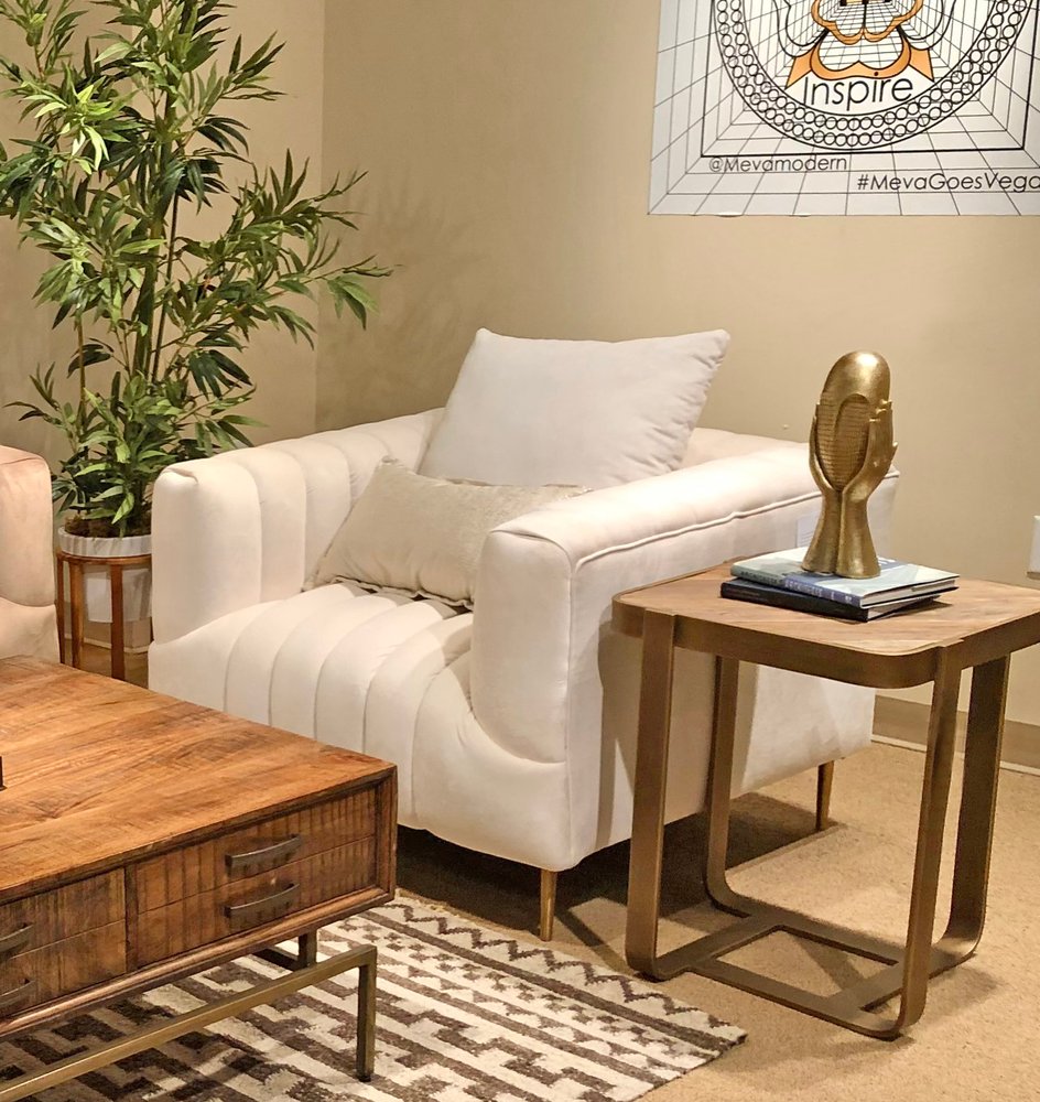 37" Ivory Velvet and Gold Tuxedo Club Chair