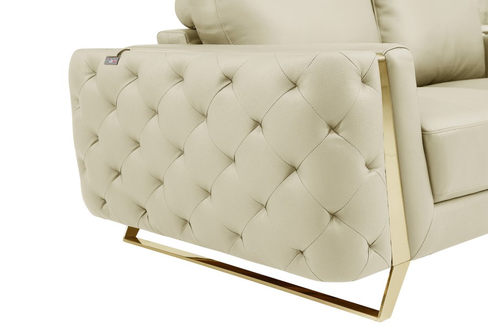 50" Leather Diamond Tufted Club Chair