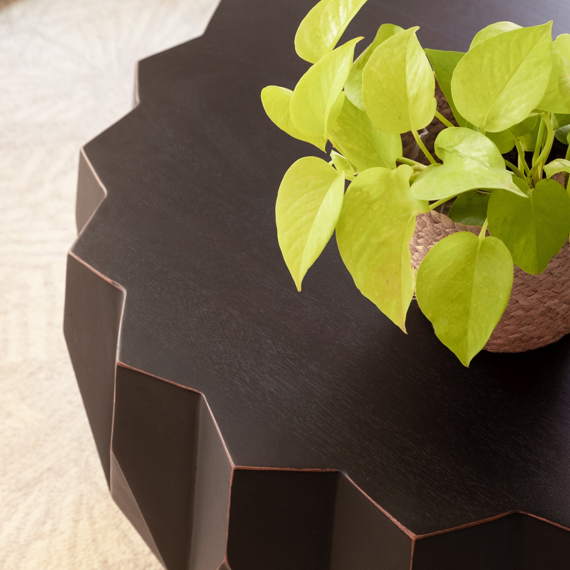 29" Black Jagged Geometric Coffee Table