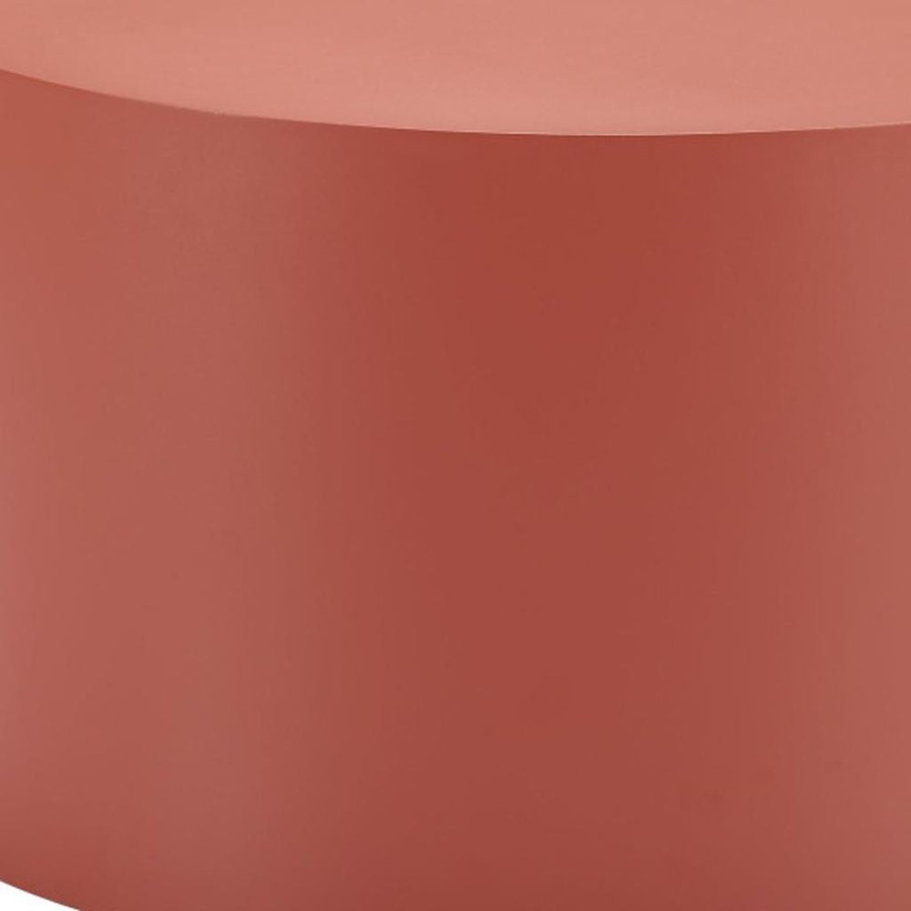 29" Terracotta Round Outdoor Coffee Table