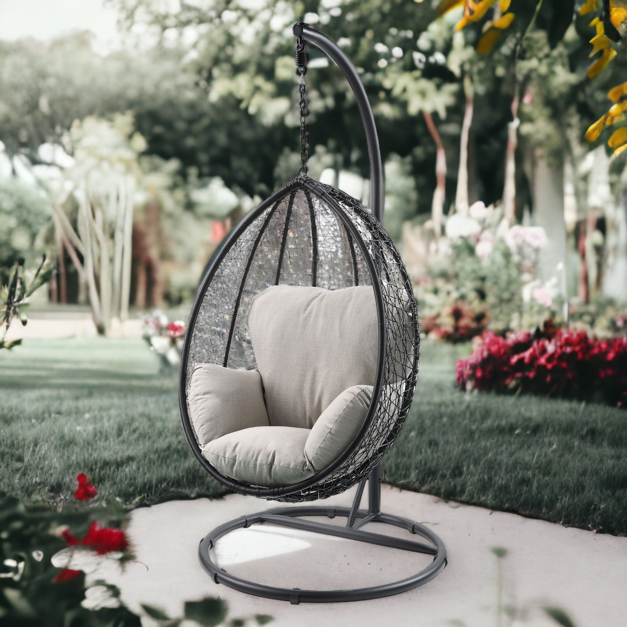 38" Outdoor Metal Swinging Egg Chair