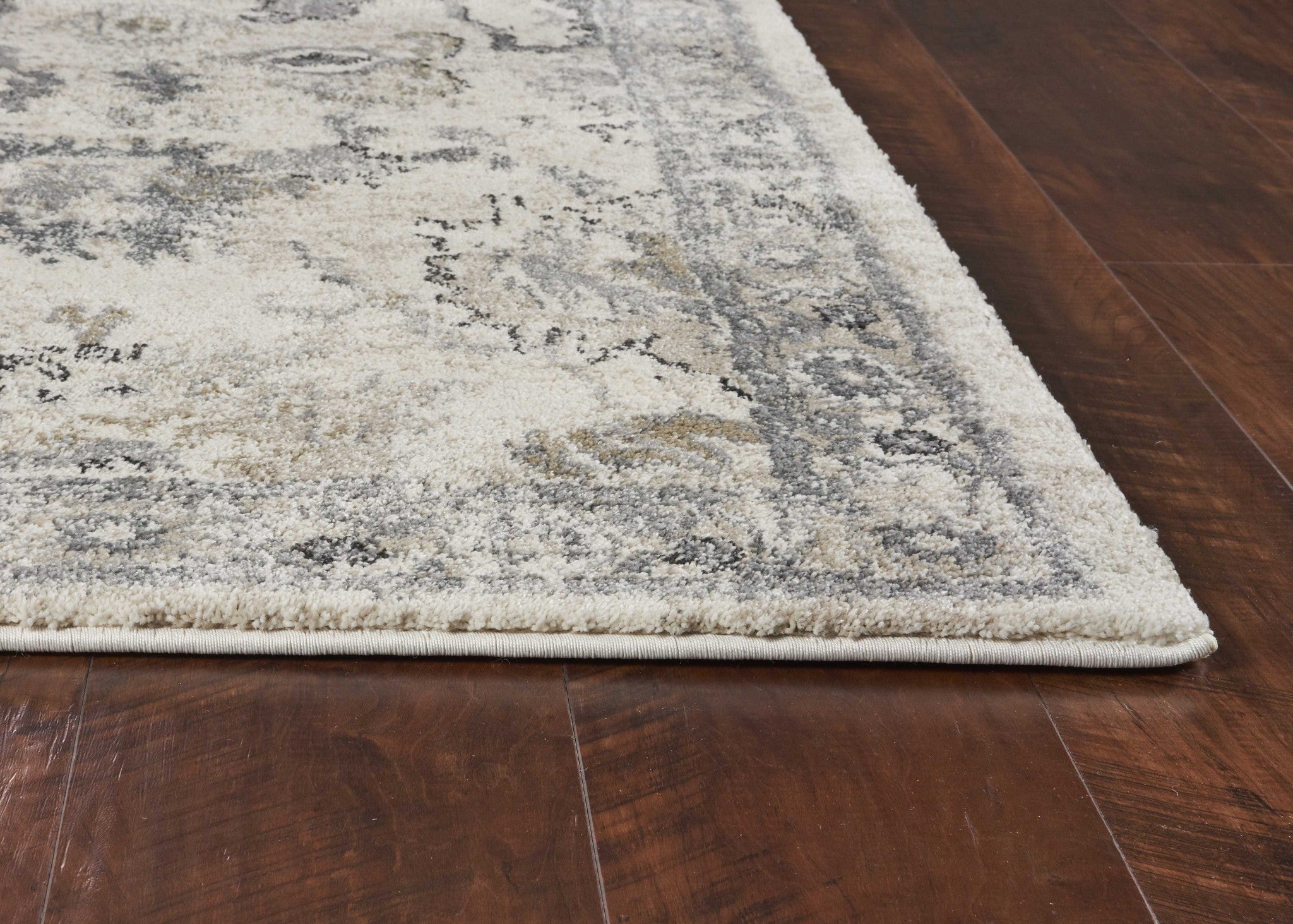 Ivory Distressed Floral Traditional Area Rug