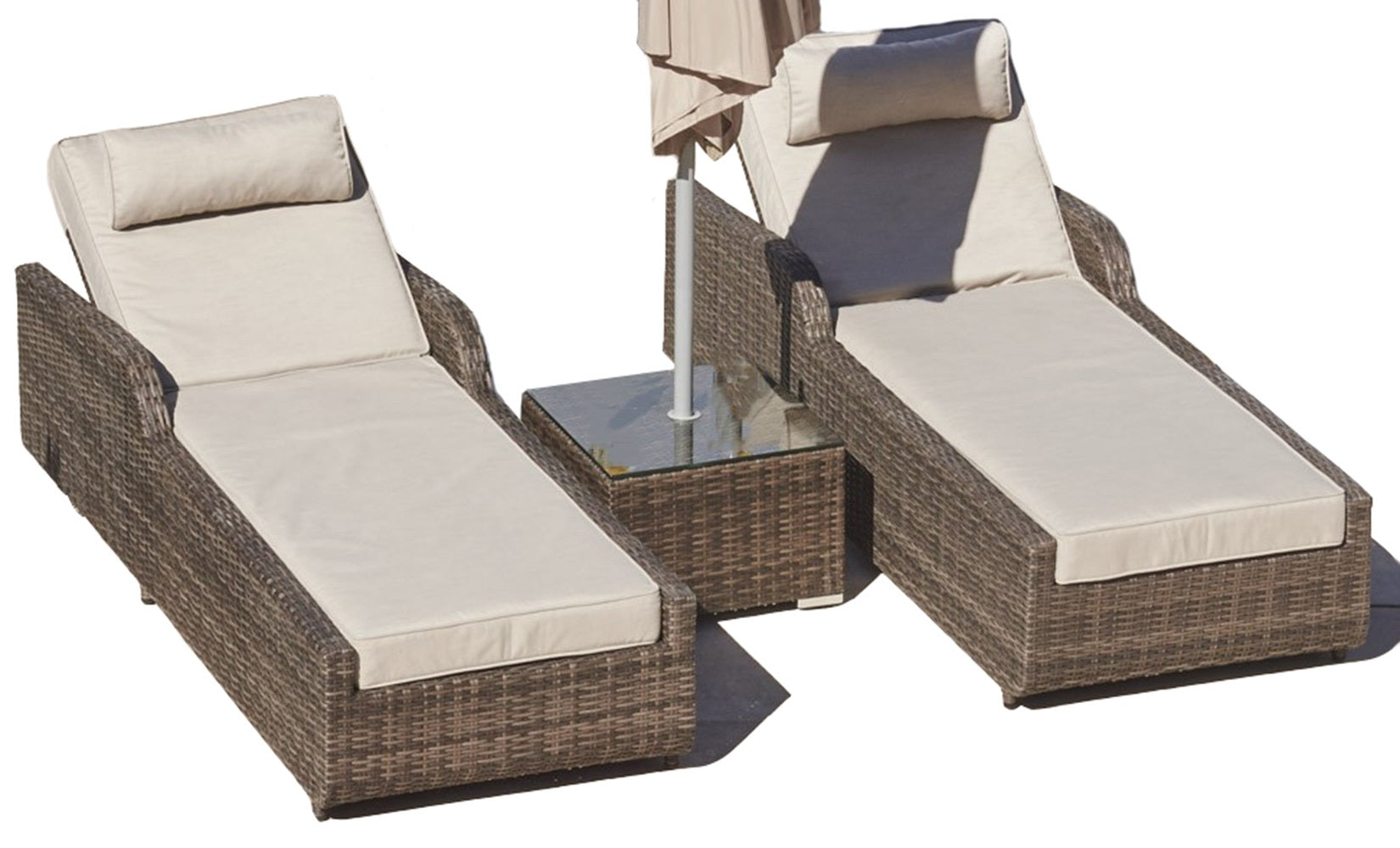 78" Set of Two Brown Rattan Outdoor Sun Loungers