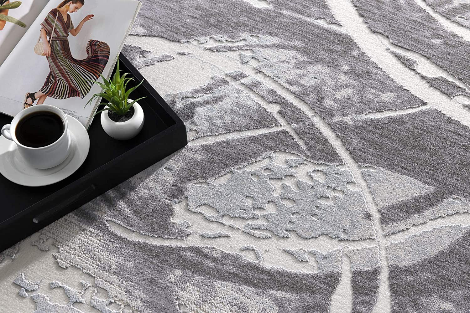 Gray Rings Modern Area Rug