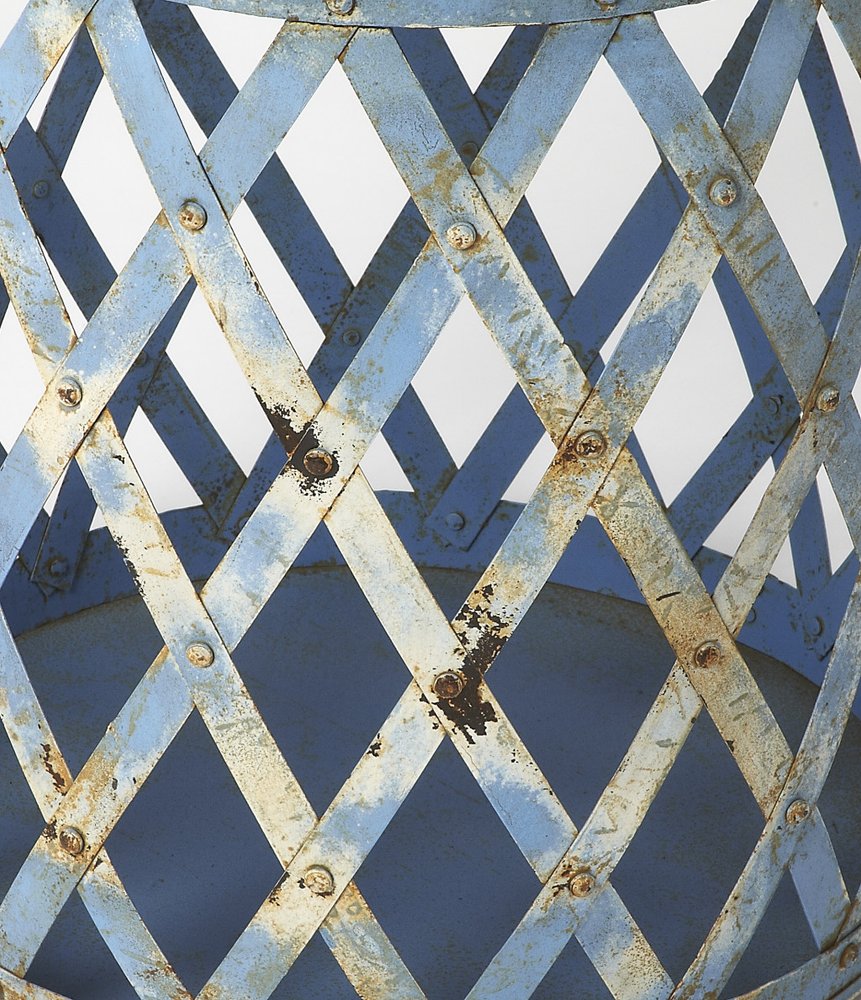 17" Rusted Blue Iron Lattice Round End Table