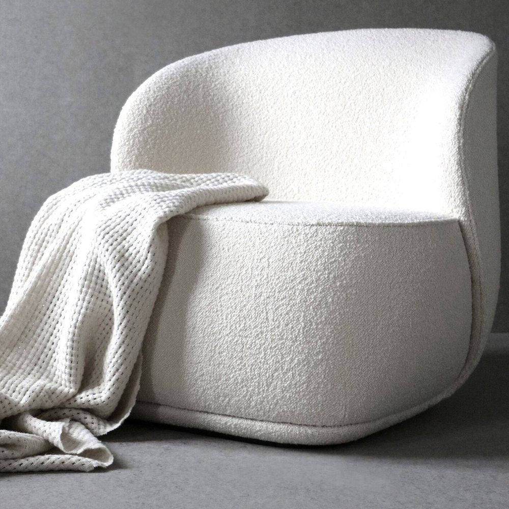 31" White Bouclé Wingback Chair