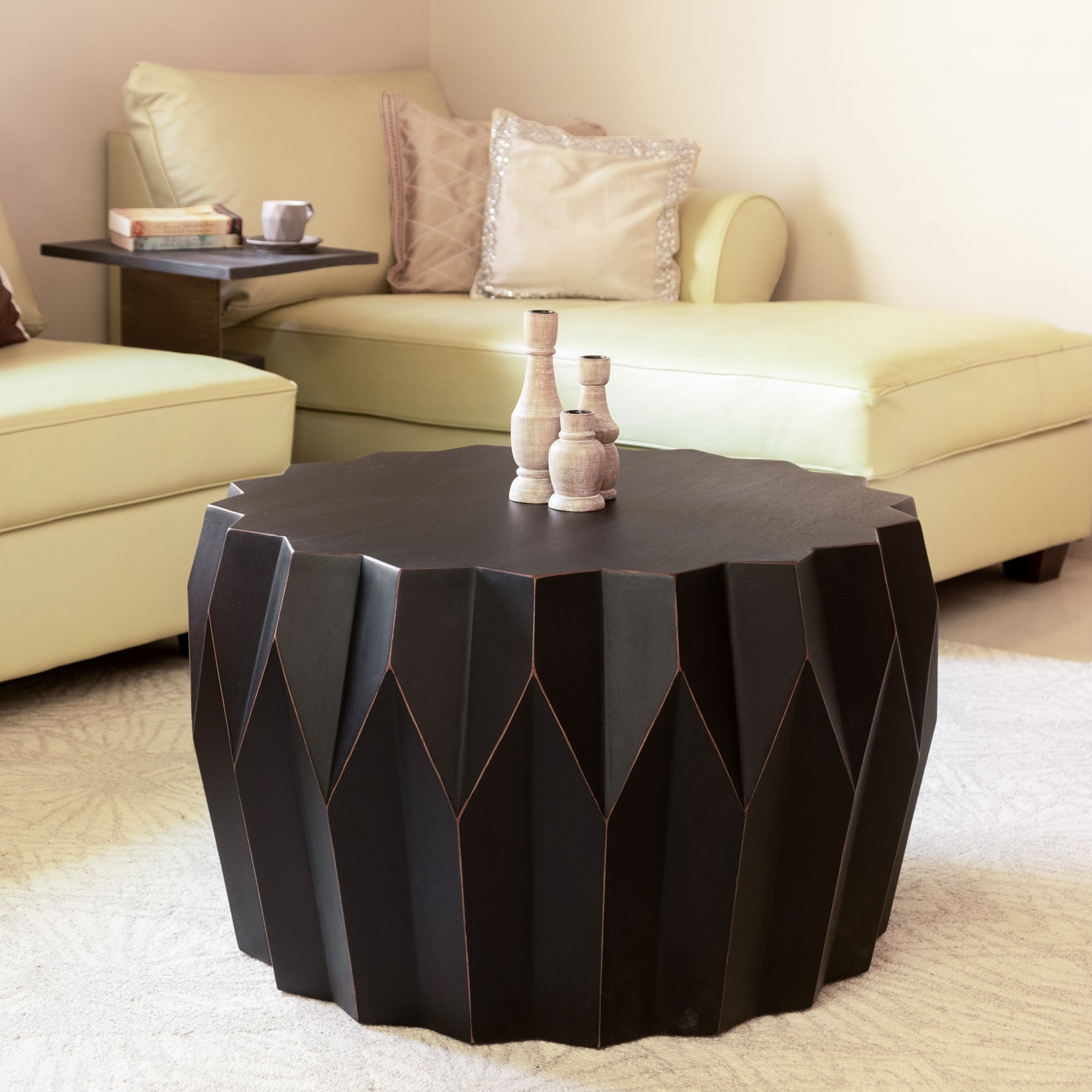 29" Black Jagged Geometric Coffee Table