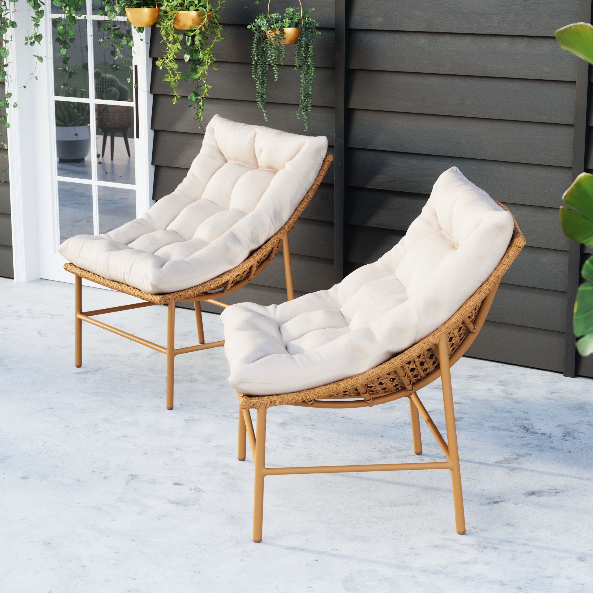 29" Beige and White Outdoor Chair