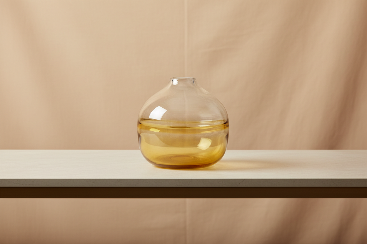 9" Clear and Brown Ombre Round Table Vase